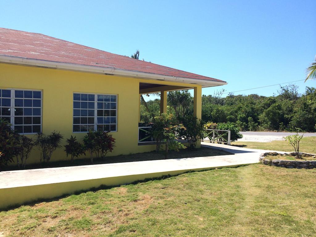 Surfers Manor Motel Gregory Town Luaran gambar